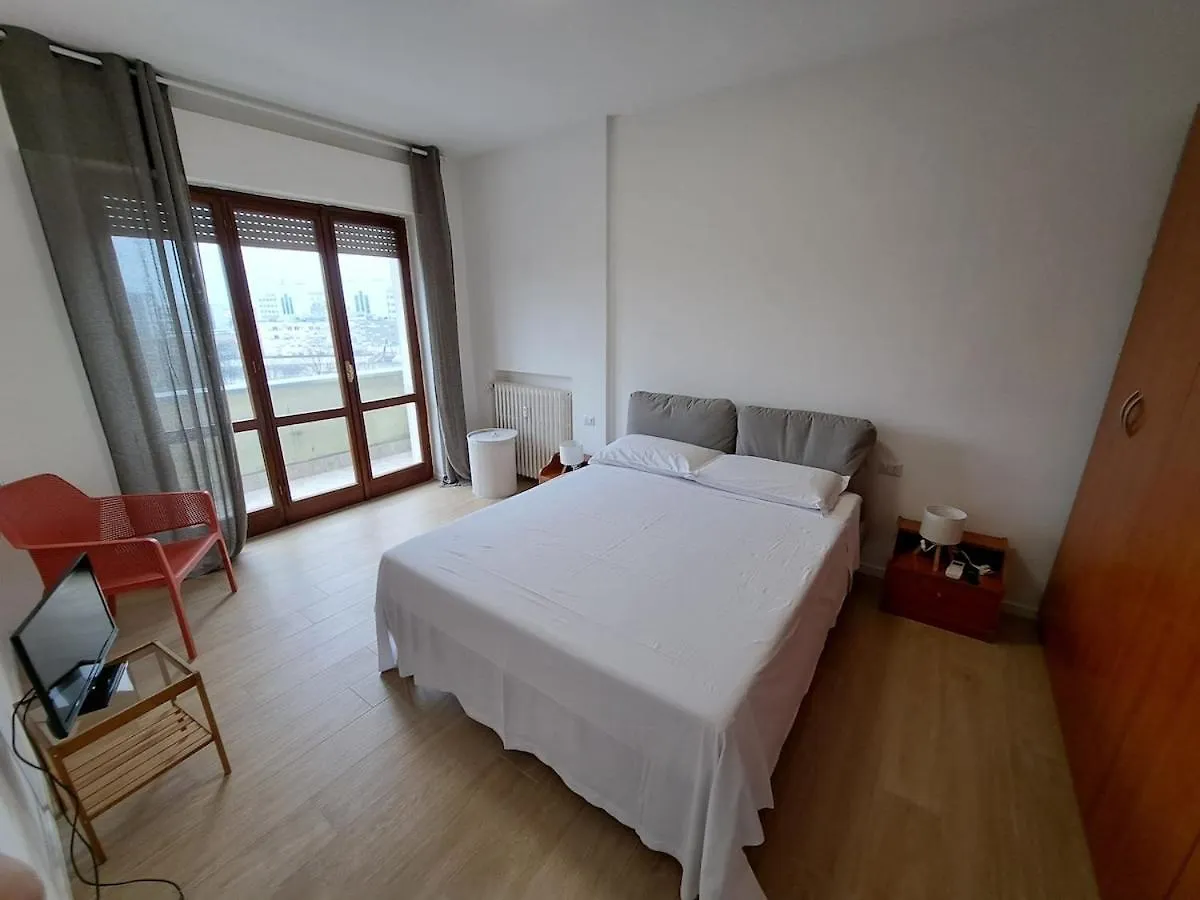 Giulia 1 Apartment Parma