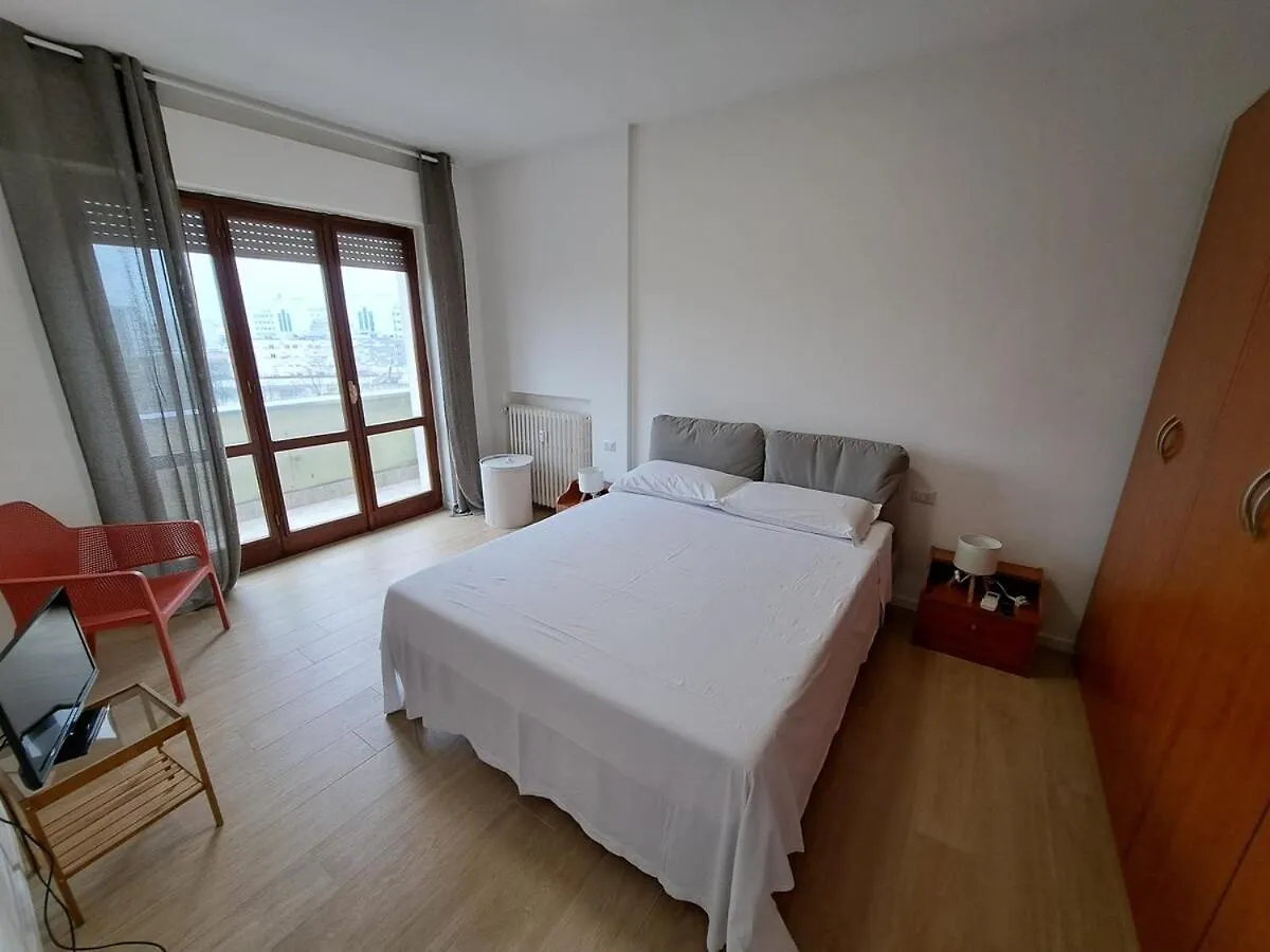 Giulia 1 Apartment Parma